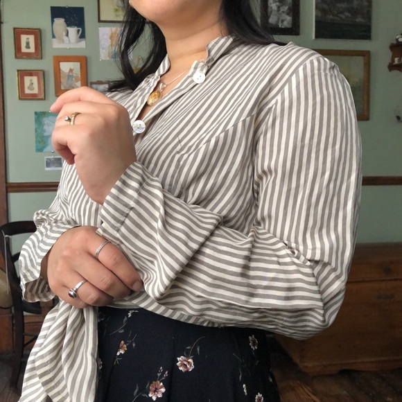 Melrose Studio 100% silk vertical railroad stripe - Picture 2 of 8